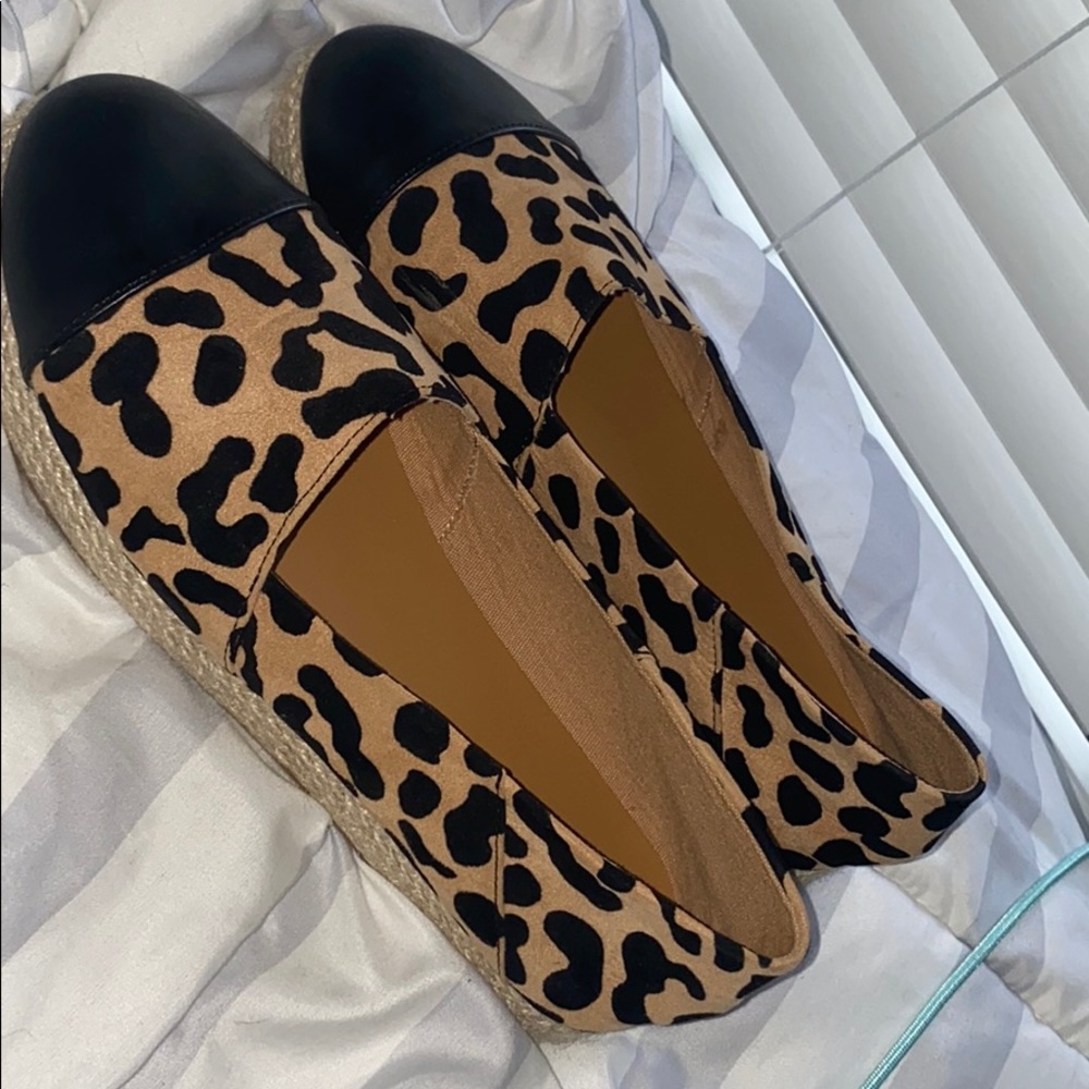 Qupid Size 10 leopard flats Brand New